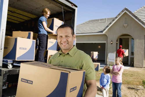 Safe loading and handling for van-based removals