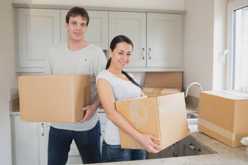 Moving assistance for homes and businesses around Belsize Park